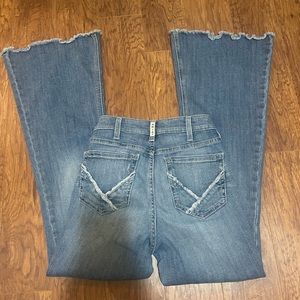 Ariat jeans, flare 27S